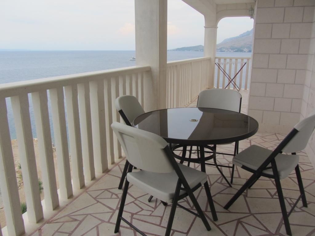 Apartments Lozina On The Beach Omiš Exterior foto